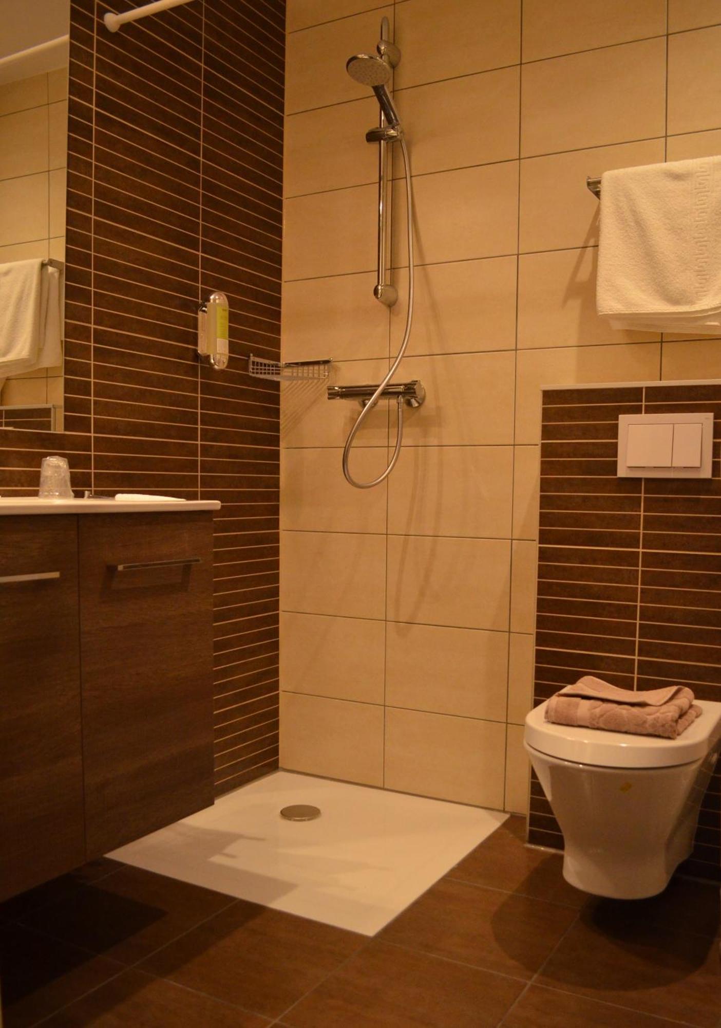 Hotel Restaurant La Couronne ロッペンハイム 部屋 写真