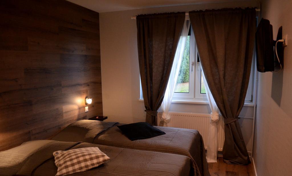 Hotel Restaurant La Couronne ロッペンハイム 部屋 写真